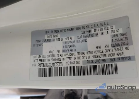 2018 Mazda Mazda3 Sport z USA, uszkodzony, nr VIN 3MZBN1U7XJM173768